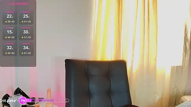 EbonyHansNight webcam