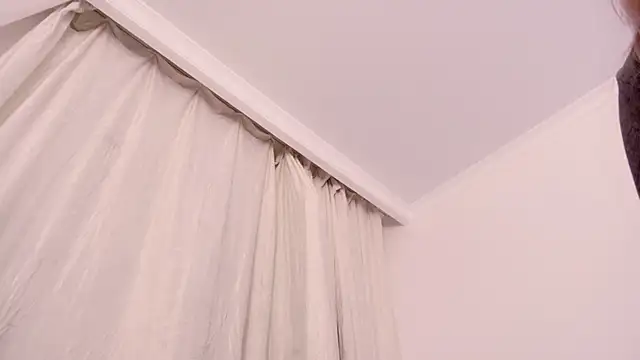 amelia_sunlight webcam