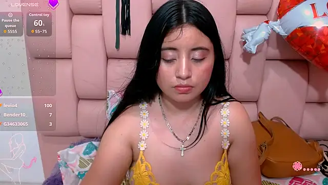 angelhotlatina18 webcam