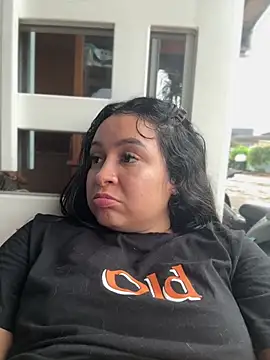 Pretty_Isadora webcam