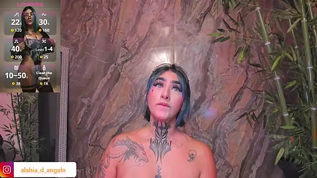Alahia_Dangelo webcam