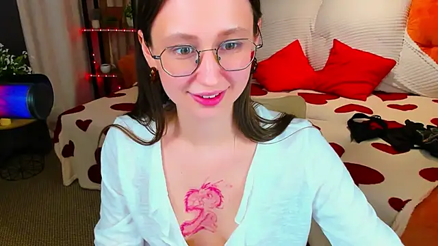 YourLovellyStory webcam