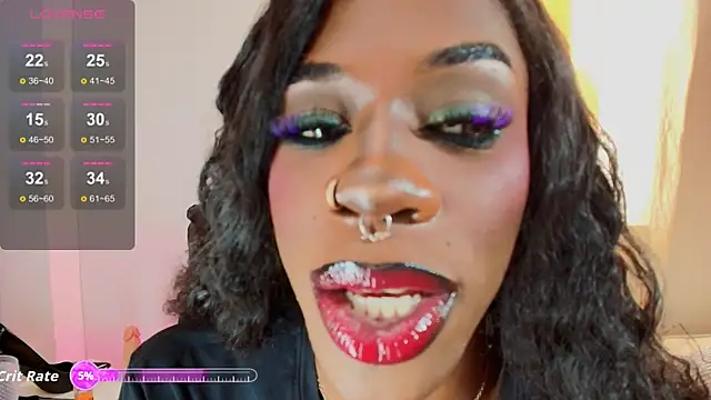 EbonyHansNight webcam