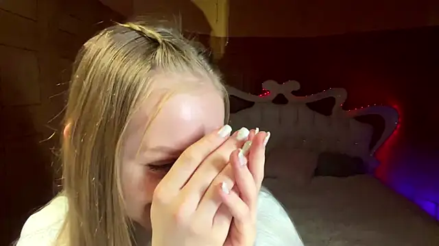 Anika_Socutehe webcam