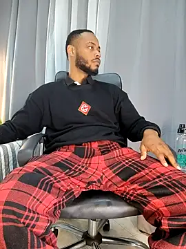 Oliver_bigblack_cock webcam