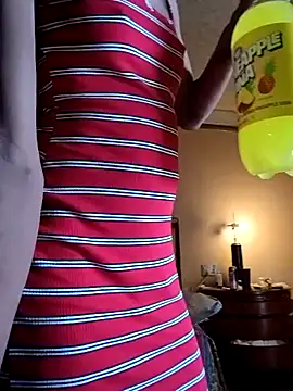 Jasmine_FullsShine webcam