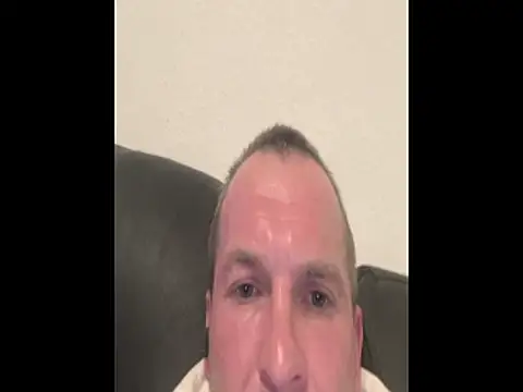 AttractiveSilk5 webcam