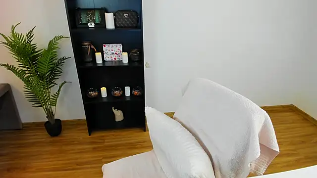 khloe_starrr - Khloe_starrr's free webcam - UK Sex Cams