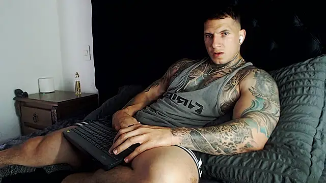 Shane_Clay webcam