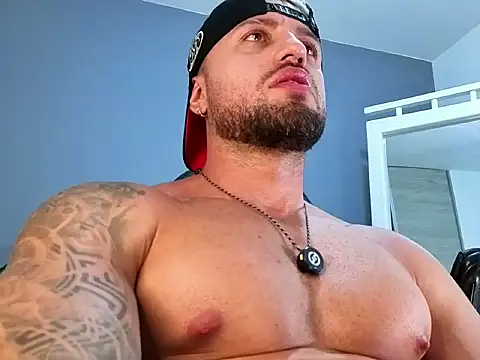 OwenMaximus814 webcam