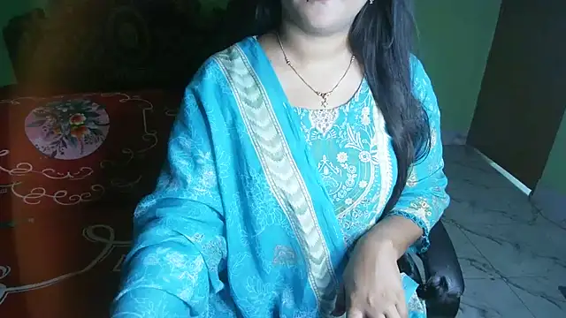 BengaliQueenStar webcam