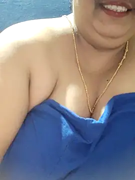 tamilthanushri webcam