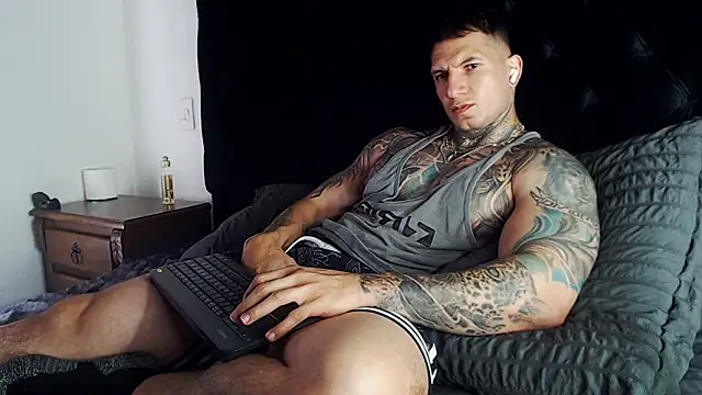 Shane_Clay webcam
