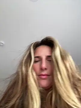 Thescorpionfr_ webcam