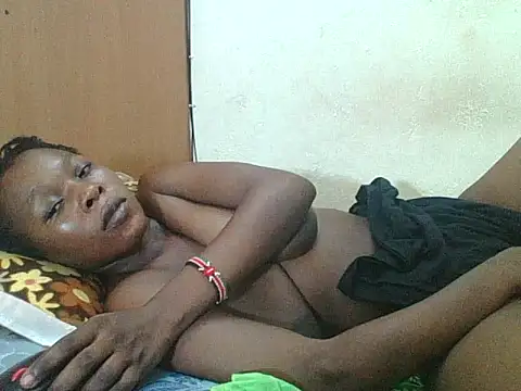 Sexyblackgold webcam