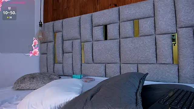 camilaa_smith_ webcam