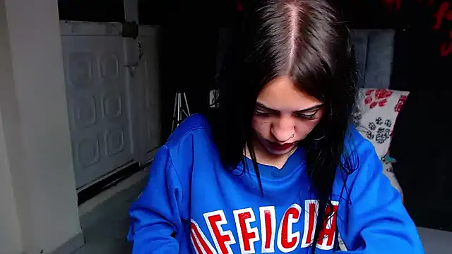 Violettasquirt webcam