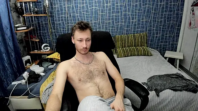CuteBoy228 webcam