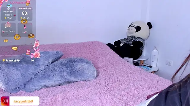 lucy_blush webcam