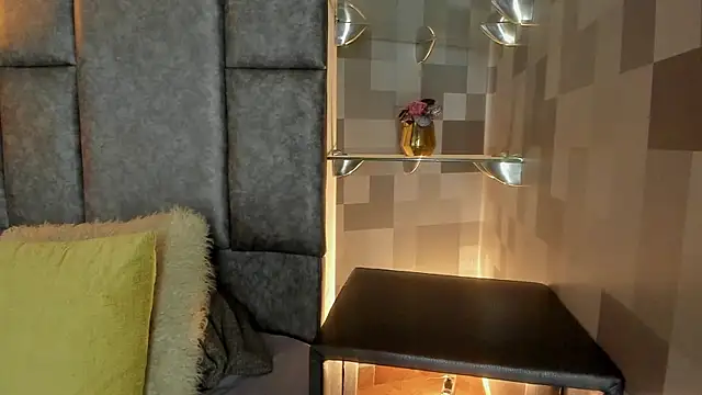 Escarleth_Fox webcam