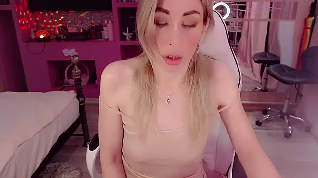 anniegold_ - AnnieGOld_'s free webcam - UK Sex Cams