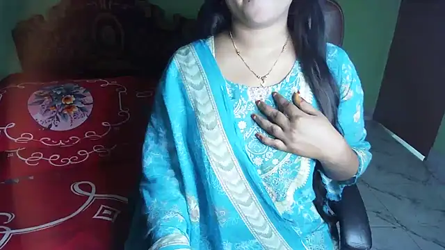 BengaliQueenStar webcam