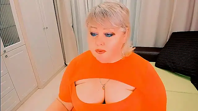 bigtitsbbw - BIGTITSBBW's free webcam