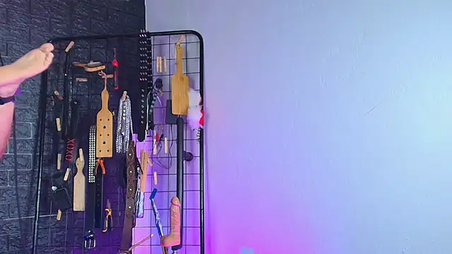 Mistress_lexi_bdsm webcam