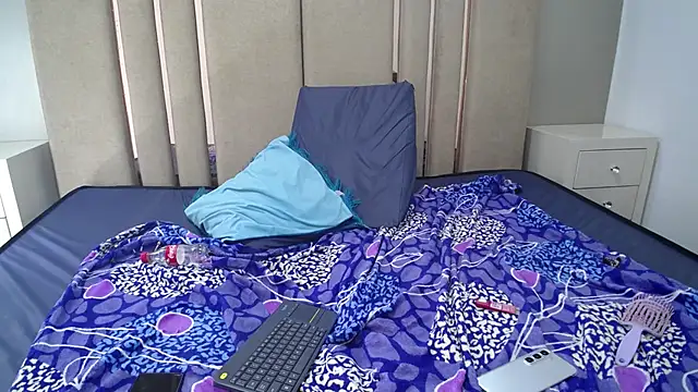 violet_angel13 webcam