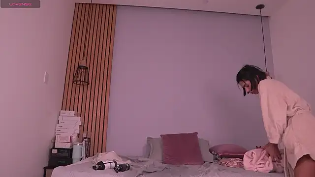 mia-reeves live sex cam