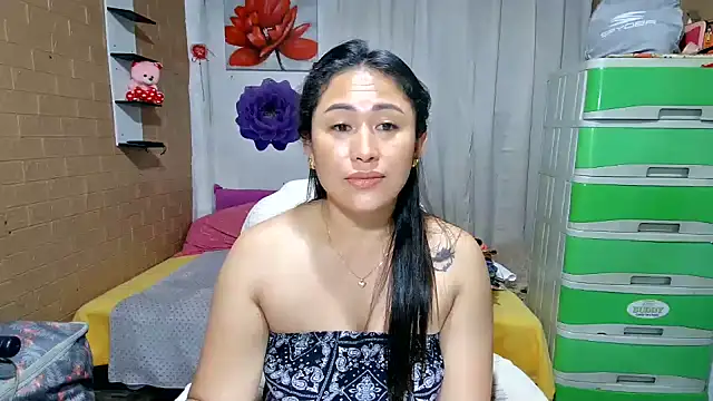 Filipina_Desire webcam