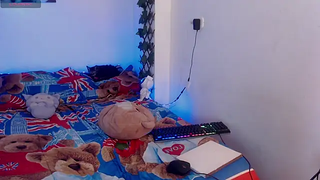 Candyy_doll__ webcam