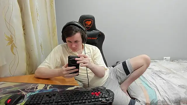 iliaskrislove webcam