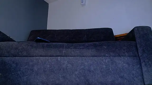 RiriiBrunette__ webcam