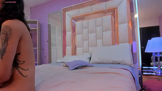 Goldentemptation_ webcam