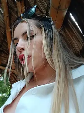 Webcam Model (Cata_city1106)  is live.Free join now!