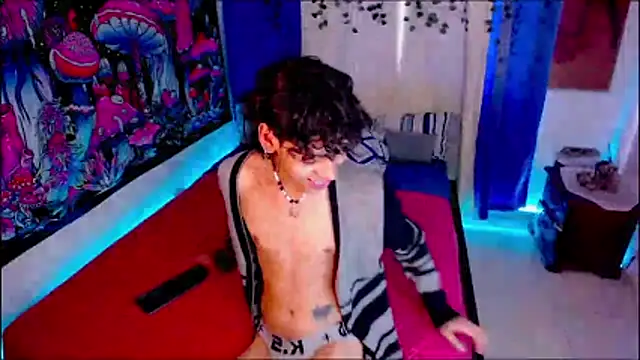 Thedoll_ethan7 webcam