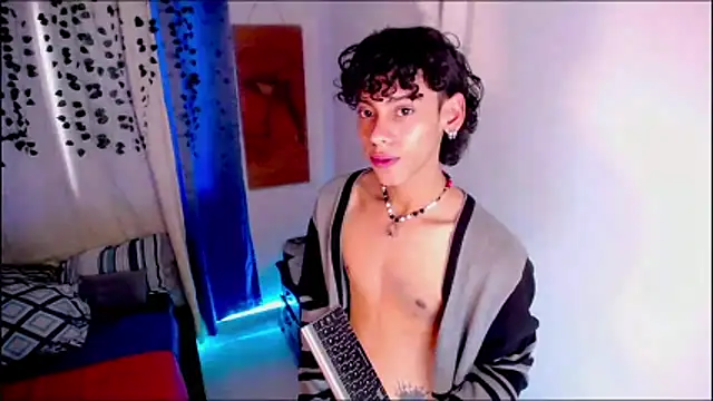 Thedoll_ethan7 webcam