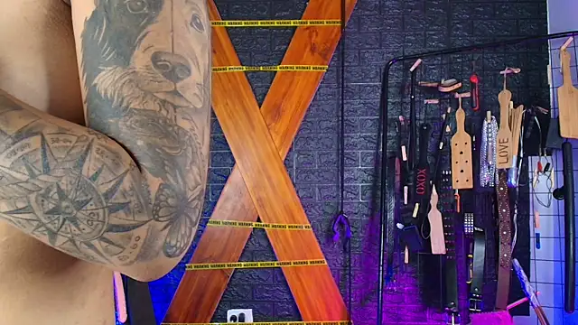 Mistress_lexi_bdsm webcam