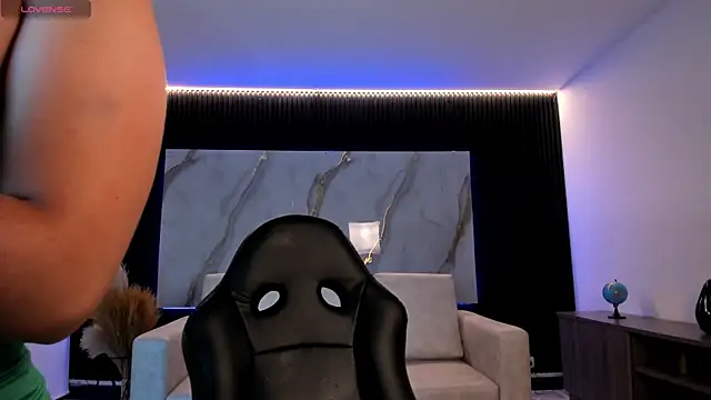 Alicee_Broownn webcam