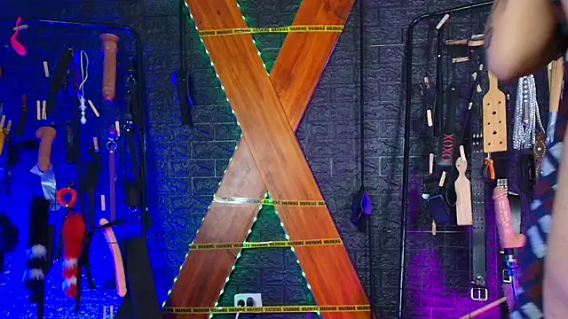 Mistress_lexi_bdsm webcam