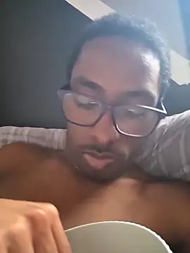 hormoneactivated webcam