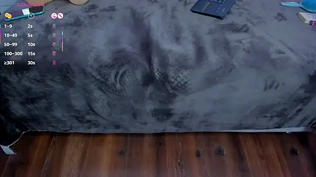 charlotte_kisss webcam