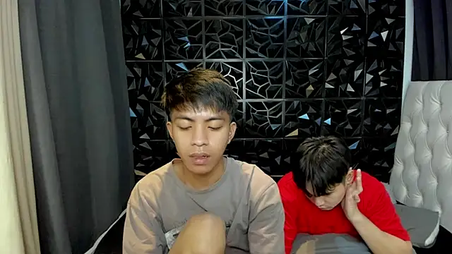 davincihugecock live sex cam