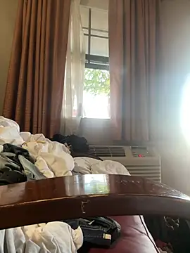 Stressreliever82 webcam