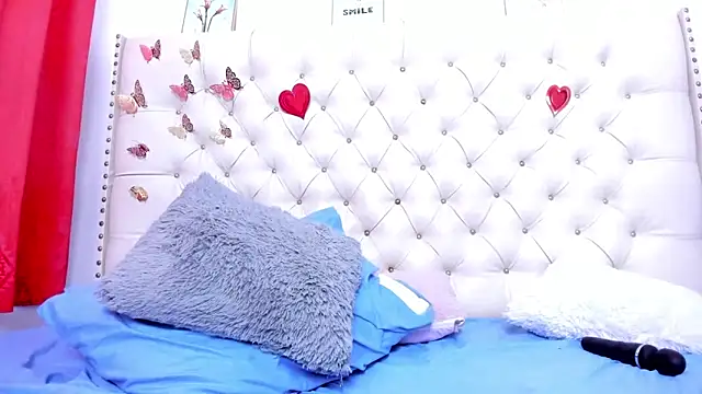 celena_wonder webcam