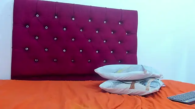 Anggie_Miller webcam