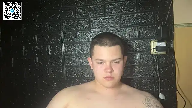 CuteButNaughty_ webcam