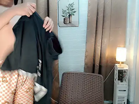 Naughtyxhuntress webcam