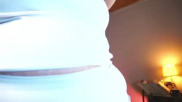 coraline_latin webcam